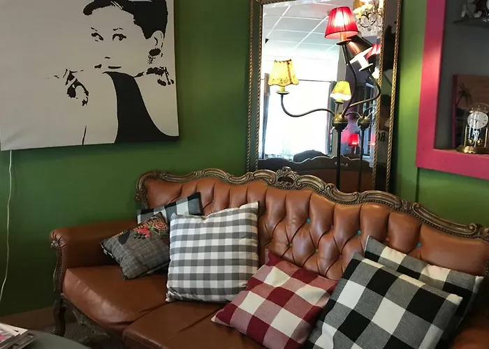 Hotel Les Remp\'Arts