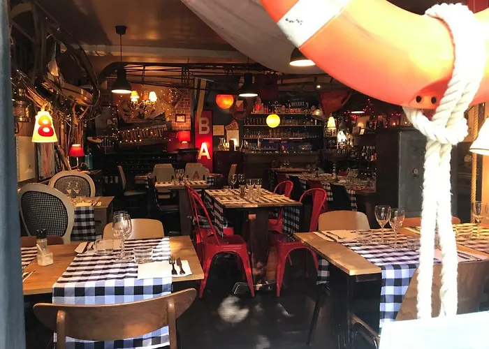 Hôtel Les Remp\'Arts